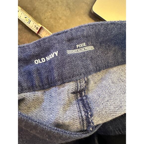 Old Navy Pixie  Cropped Jeans Size 26 Plus - Picture 5 of 9